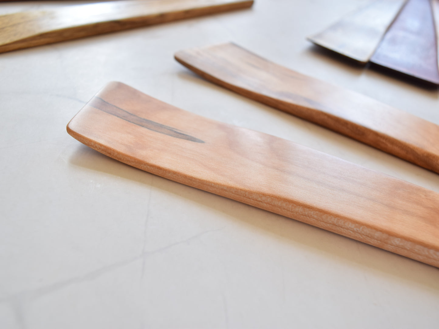 Angled Salad Spatula Set, Set of 2 - Wooden Cooking Tool