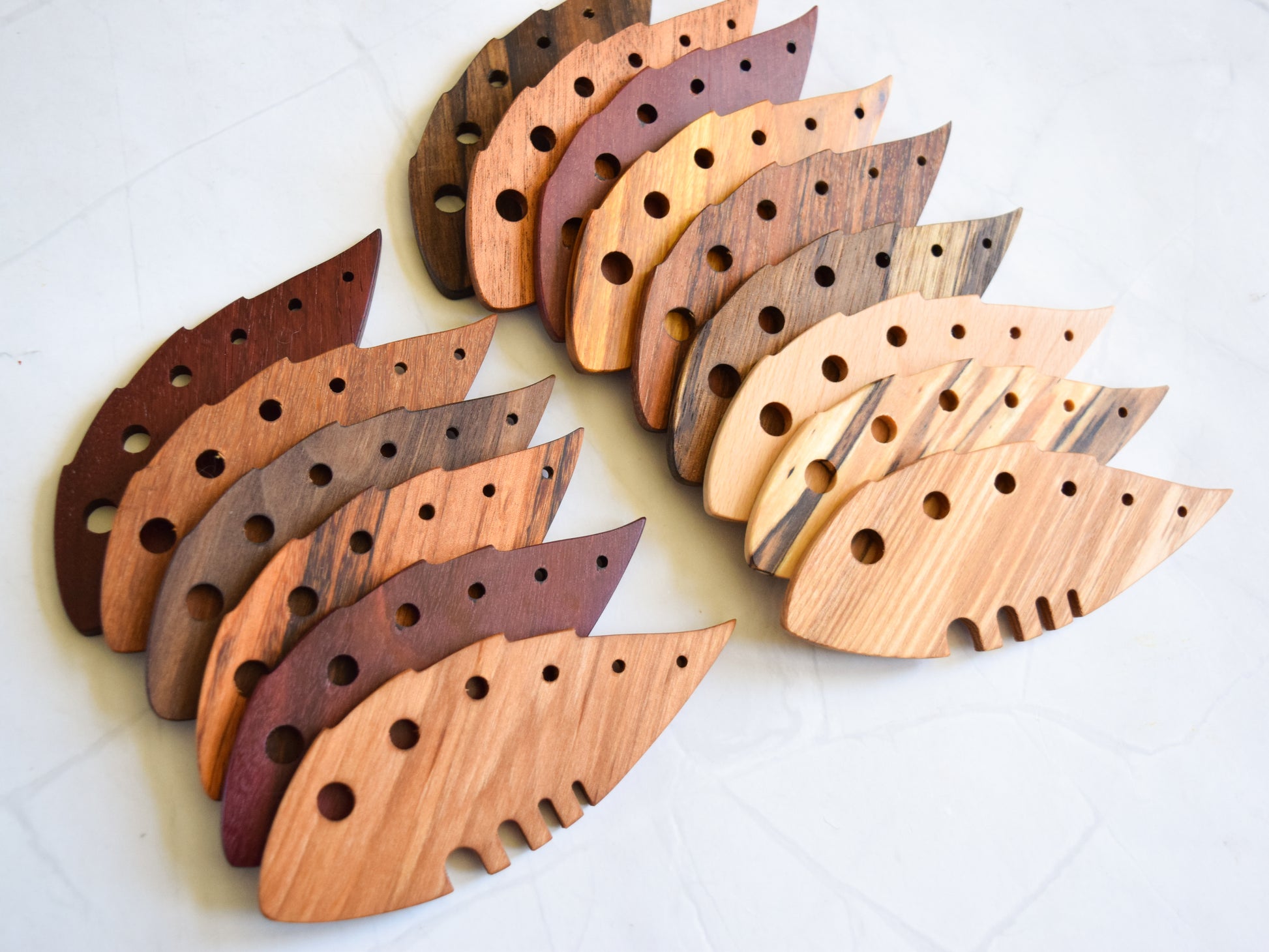 Wooden herb strippers in many wood varieties 